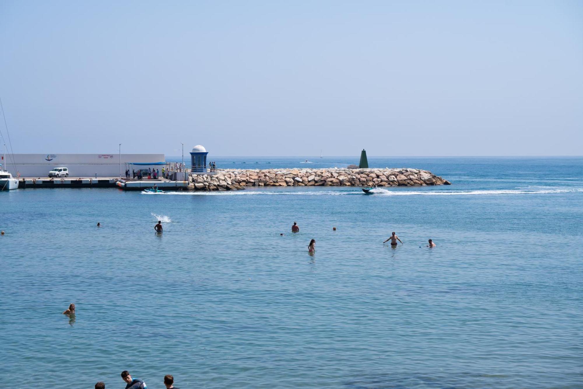 Oasis Sun Beach Costa Del Sol 埃斯特波纳 外观 照片
