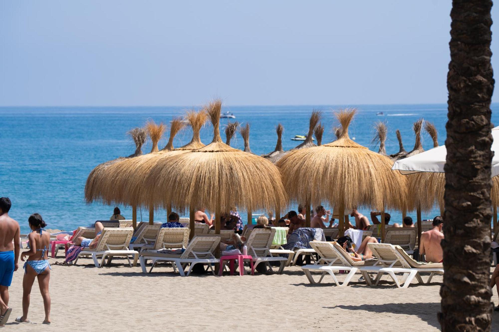 Oasis Sun Beach Costa Del Sol 埃斯特波纳 外观 照片